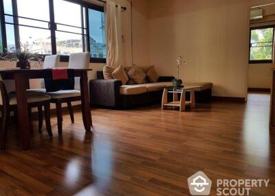 2-BR Apt. near BTS Surasak (ID 368854)