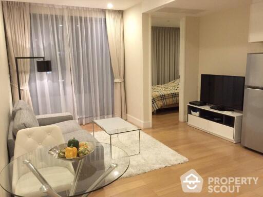 1-BR Condo at Collezio Sathorn-Pipat near BTS Chong Nonsi