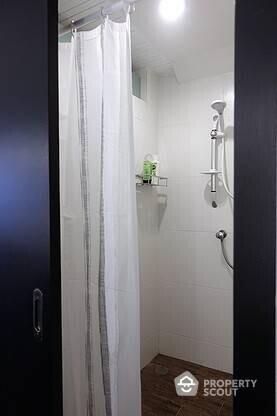 Studio Apt. near BTS Phrom Phong (ID 20217)