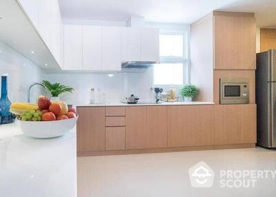 3-BR Serviced Apt. near BTS Phrom Phong (ID 20136)