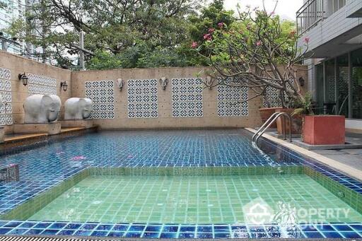 4-BR Apt. near BTS Chong Nonsi (ID 19538)