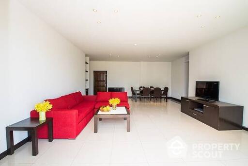 4-BR Apt. near BTS Chong Nonsi (ID 19538)