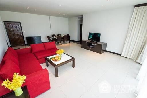 4-BR Apt. near BTS Chong Nonsi (ID 19538)