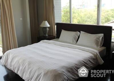 3-BR Apt. near BTS Chong Nonsi (ID 19537)