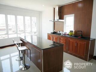 3-BR Apt. near BTS Saphan Taksin