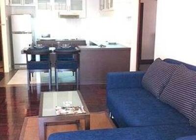 2-BR Apt. near MRT Si Lom