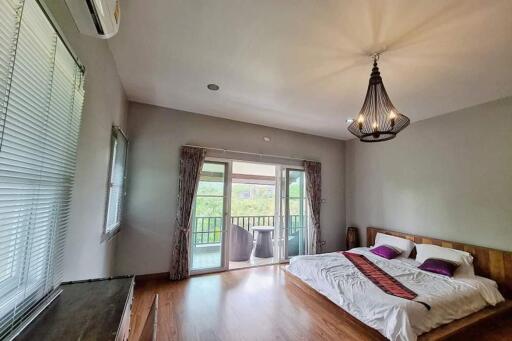 4 Bedroom Pool villa for rent Near Lanna Hospital