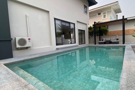 A modern house 3 bed with private pool for sale in Hang Dong, Chiang Mai