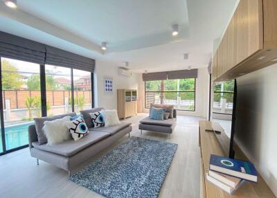 A modern house 3 bed with private pool for sale in Hang Dong, Chiang Mai