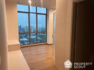 3-BR Condo at Supalai Oriental Sukhumvit 39 near MRT Phetchaburi