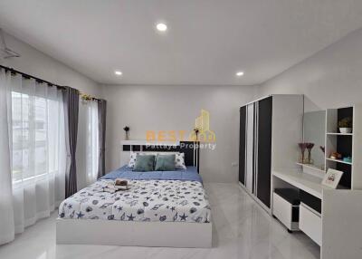 2 Bedrooms Townhouse in Chatkaew Village East Pattaya H011770
