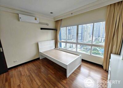 2-BR Condo at Pg Rama 9 near MRT Phra Ram 9