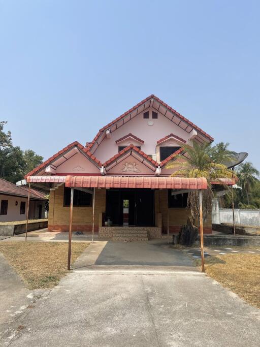 House with Land for sale 3232 sq.m in Nikhom Lamdom Noi, Sirinthon, Ubon Ratchathani
