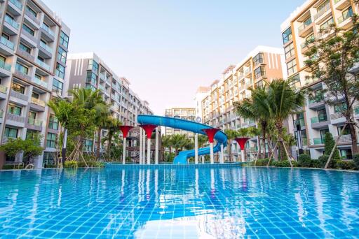 Studio Condo in Dusit Grand Park Jomtien C011114