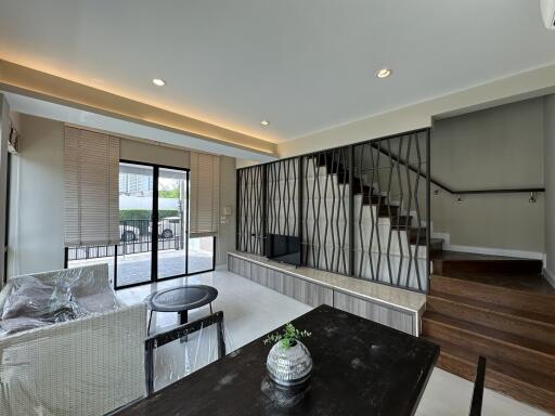 Townhouse for Rent at Bless Town Sukhumvit 50