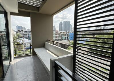 Townhouse for Rent at Bless Town Sukhumvit 50