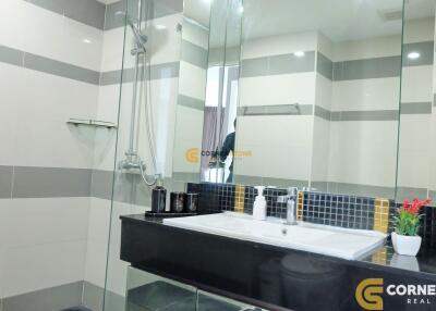 1 Bedrooms bedroom Condo in The Vision Pratumnak