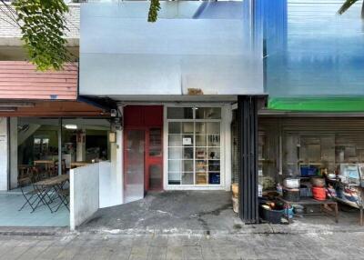 Bangkok Shophouse  Sukhumvit