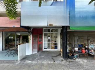 For Sale Bangkok Shophouse Sukhumvit Suan Luang