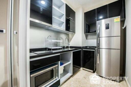 1-BR Condo at The Crest Sukhumvit 34 near BTS Thong Lor