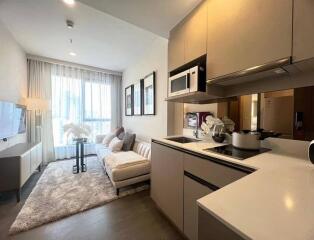 Coco Parc  Stylish 1 Bedroom Condo Near MRT