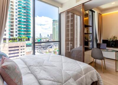 Celes Asoke  1 Bedroom Condo in Ultra-Prime Location