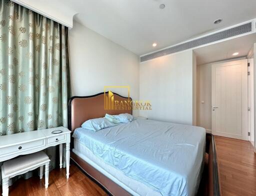 Q Langsuan  2 Bedroom Condo in Popular Location