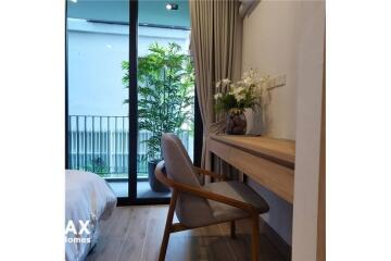 Pet friendly studio 1 bedroom with small balcony in Ploenchit