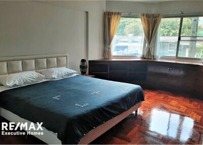 Pet freindly New renoavted spacious 3beds + maid Sukhumvit 26