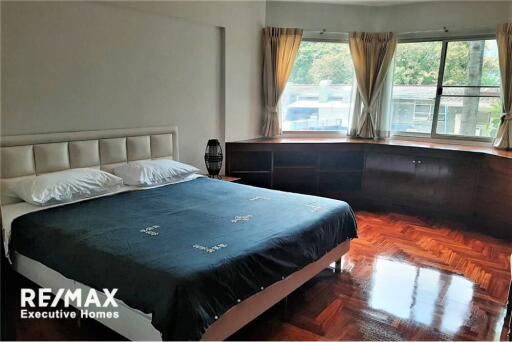 Pet freindly New renoavted spacious 3beds + maid Sukhumvit 26