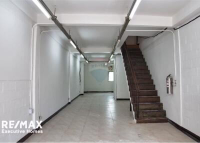 4 flr shophouse with "Penthouse" COVID Price