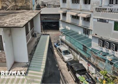 4 flr shophouse with "Penthouse" COVID Price