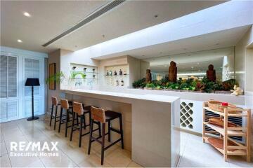 For Sale Rare unit Penthouse 4 Bedrooms Baan Ananda
