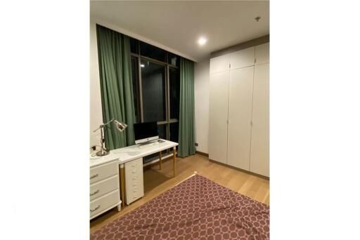 For rent new unit 2 beds un blocked view Supalai Oriental Sukhumvit 39