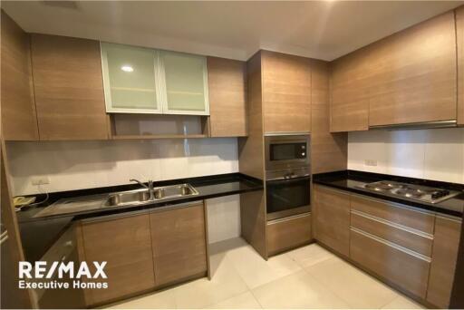 For Rent: High-Quality 2-Bedroom Apartment on Sukhumvit 55 (Soi Thonglor)