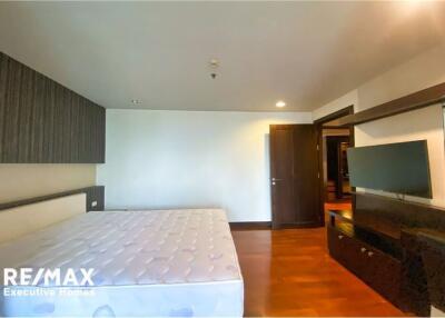 FOR RENT Pet friendly 3 bedrooms with balcony Sukhumvit 55