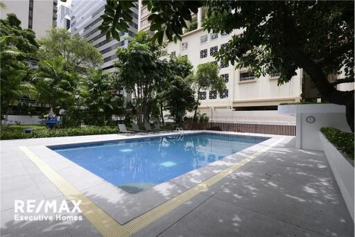 For Rent: Newly Renovated 3-Bedroom Apartment on Sukhumvit 19, Asoke Area