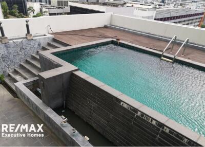 Rare Item! Bareshell duplex condo with a private swimming pool for sale in Nana-Asoke