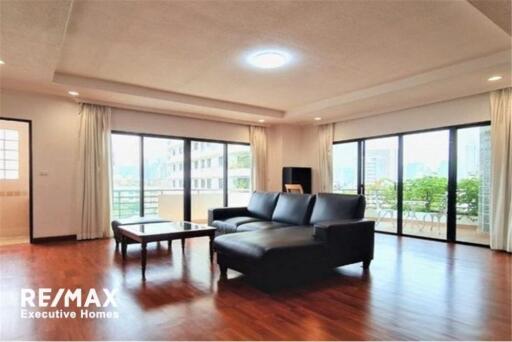 Apartment For Rent - Three Bedrooms near Thonglor