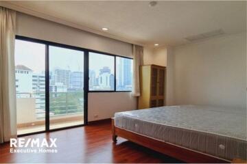 Apartment For Rent - Three Bedrooms near Thonglor