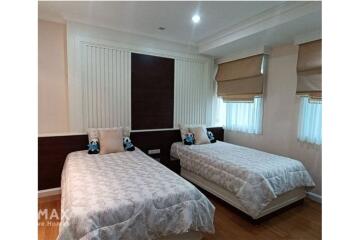 For rent 2 bedrooms in private condominium on Sukhumvit 39