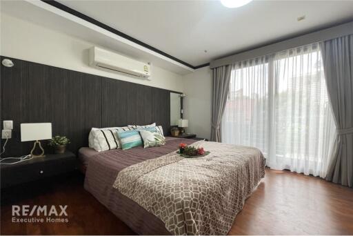 FOR RENT Pet friendly 2 bedrooms with balcony Sukhumvit 55