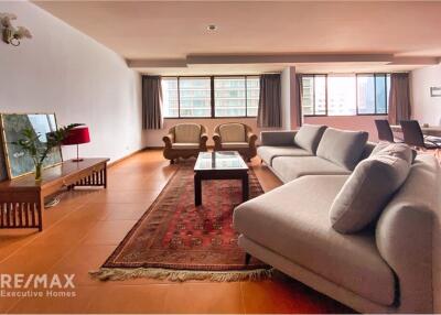 Spacious 3-Bedroom Apartment with Modern Kitchen and Oven for Rent in Saladeang!