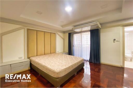 For rent spacious 3 bedrooms in Sukhumvit 39