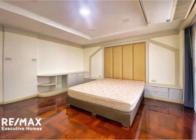 For rent spacious 3 bedrooms in Sukhumvit 39