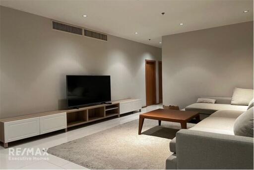 Live in Luxury: Spacious 3-Bedroom + Maidroom with Big Balcony for Rent at The Emporio Place