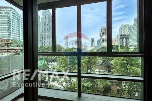 Stunning 1-Bedroom Unit on High Floor at The Bangkok Thonglor - Ready for Sale!