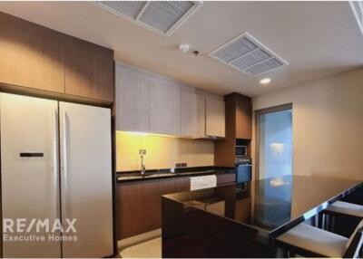 Experience Modern Living with Spacious 4-Bedroom Units and Open Kitchen in Sukhumvit 30