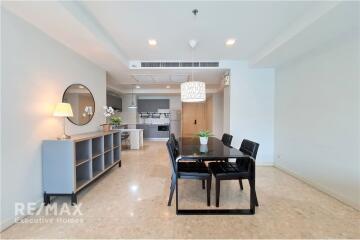 Stylish and Convenient Living: Modern 2-Bedroom Apartment for Rent at Nusasiri Grand, BTS Ekamai