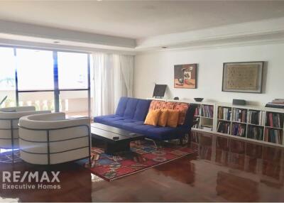 Luxurious 3-Bedroom Condo with 2 Living Rooms and Big Balcony in Sukhumvit 30